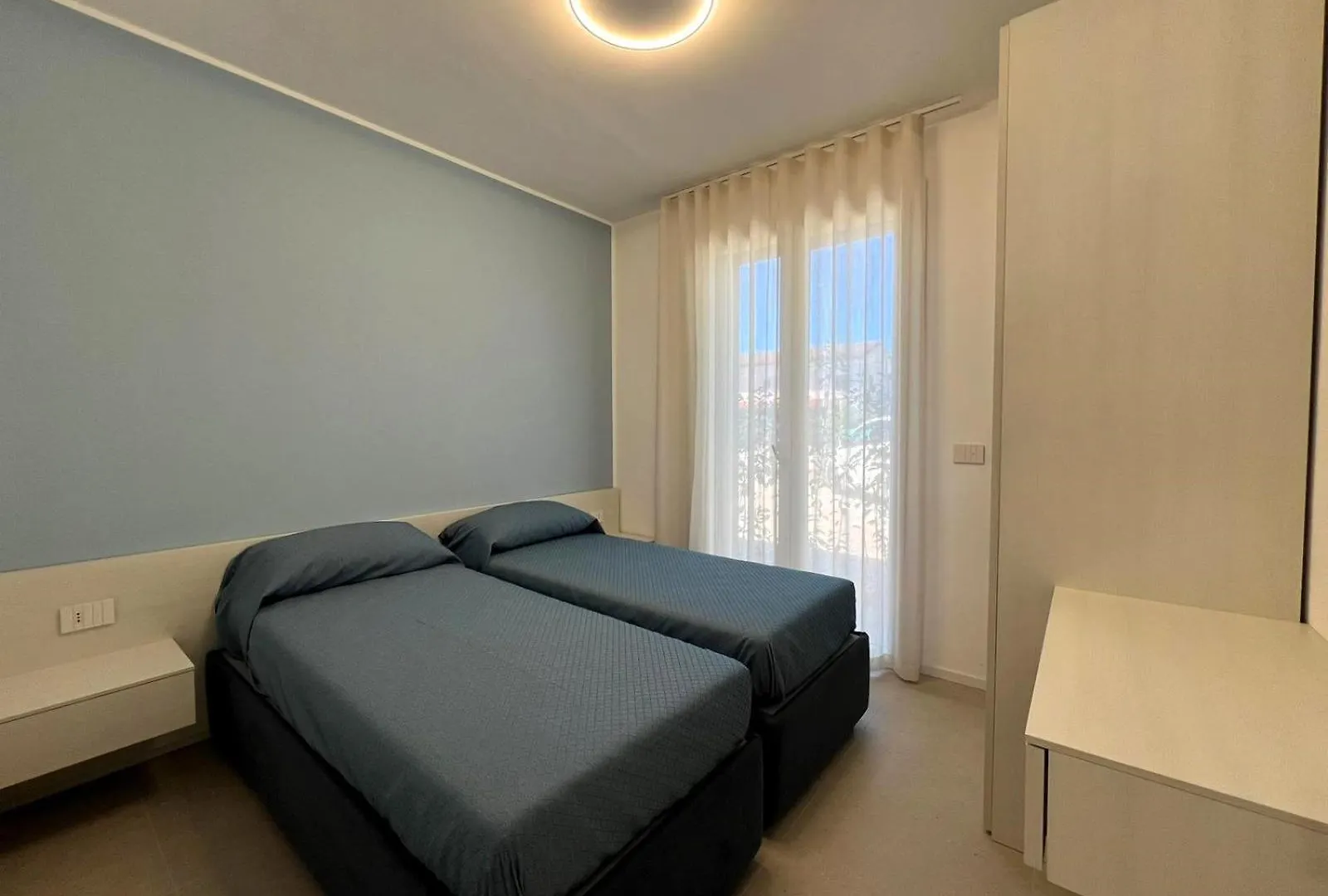 Sun Village Residence Con Piscina - Piazza Aurora - Adria Holiday Jesolo - Family Apartments